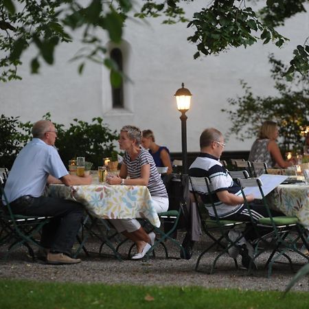 Hotel Gasthaus Adler Bad Waldsee Bagian luar foto