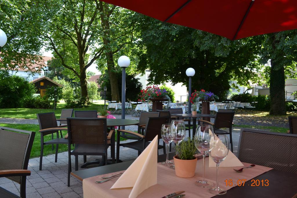 Hotel Gasthaus Adler Bad Waldsee Bagian luar foto