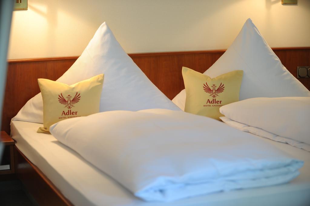 Hotel Gasthaus Adler Bad Waldsee Ruang foto