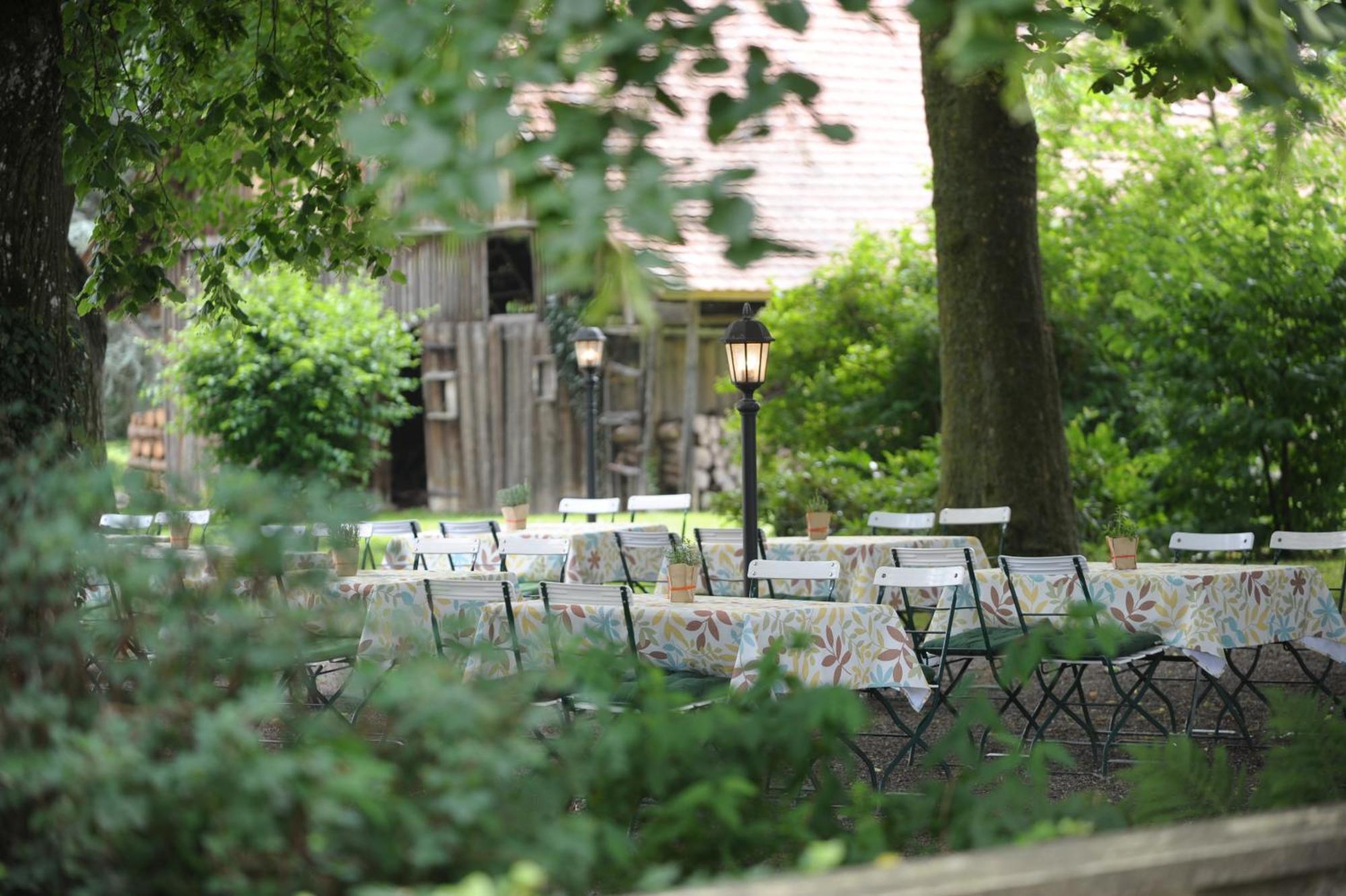 Hotel Gasthaus Adler Bad Waldsee Bagian luar foto