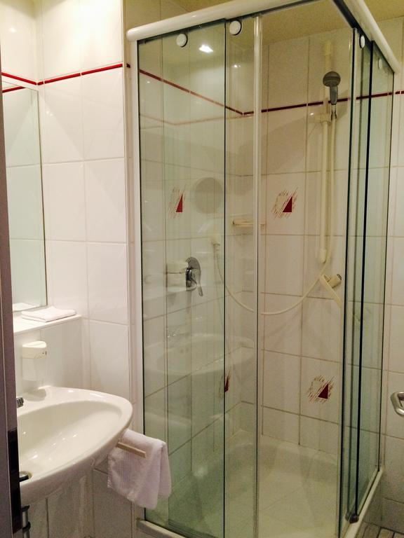 Hotel Gasthaus Adler Bad Waldsee Bagian luar foto