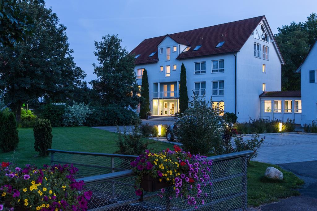 Hotel Gasthaus Adler Bad Waldsee Bagian luar foto